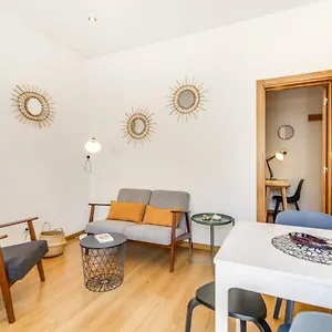 Guestready -- Cream&wood In Alcântara , Lisboa Portugal
